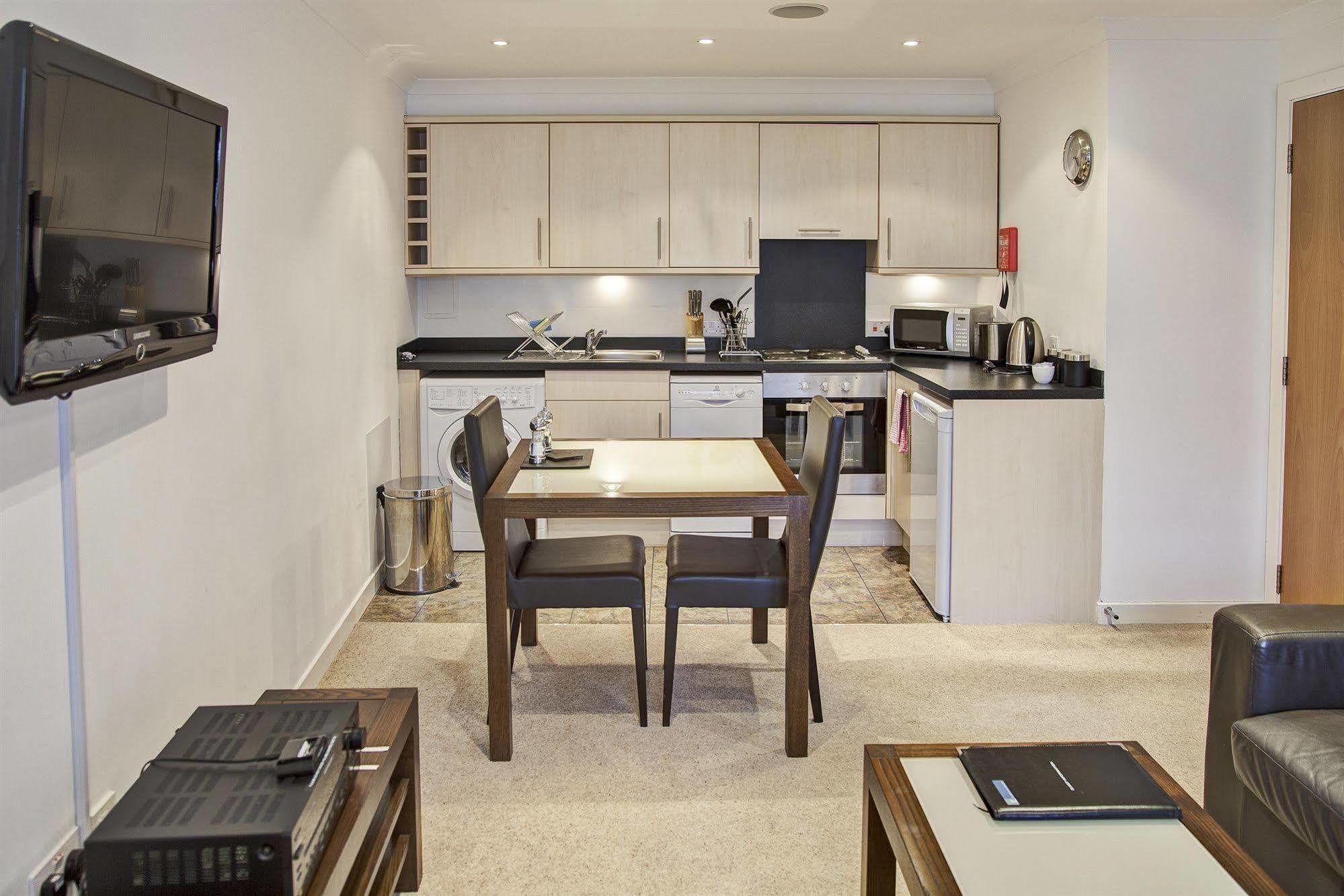 Fountain Court Apartments - Grove Executive Edinburgh Bagian luar foto